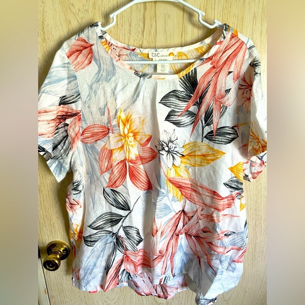 🖤 C&C California 100% Linen Short Sleeve Floral Top White Size 1X Plus Boho Boxy